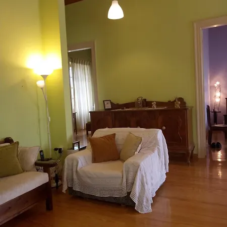 Σπίτι Στο Χωριό - Les Campagnards