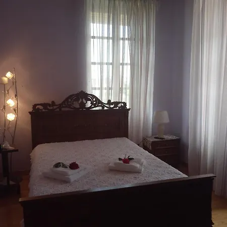 Σπίτι Στο Χωριό - Les Campagnards