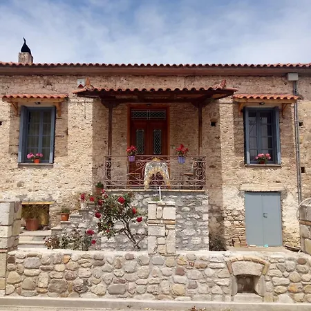 Σπίτι Στο Χωριό - Les Campagnards Сasa de vacaciones Rodhodháfni