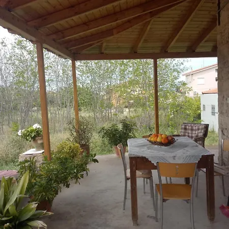 Σπίτι Στο Χωριό - Les Campagnards *